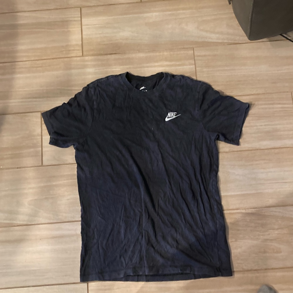 Black Nike Tee